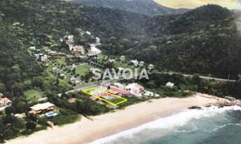 Imagem 2: ![CDATA[Terreno de frente para o mar na Praia do Estaleirinho com 1.200m² no total e 18 m