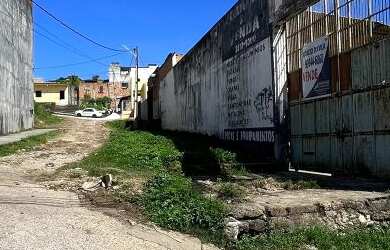 Imagem 6: ![CDATA[TERRENO - 1700M² - CAPUCHOS]]