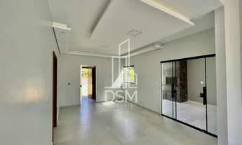 Imagem 3: ![CDATA[Casa alto padrão com 1 suíte + 2 quartos ]]