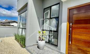 Imagem 7: ![CDATA[Casa alto padrão com 1 suíte + 2 quartos ]]