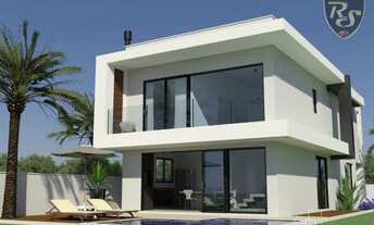 Imagem 2: Linda Casa em Condomínio Fechado com 4 Suítes - Portal do Sol