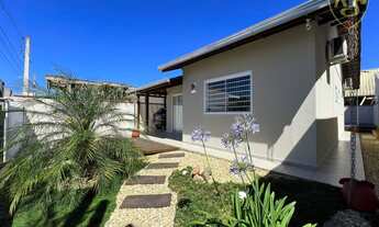 Imagem: Linda Casa com Piscina