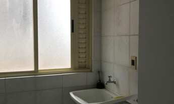 Imagem 3: ![CDATA[Apartamento mobiliado no Centro]]