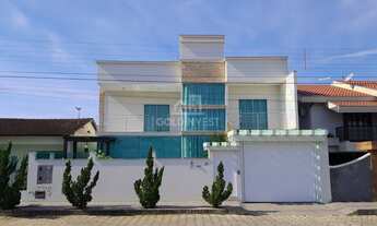 Imagem: ! CDATA Casa de alto padrão, nova, semi-mobiliada