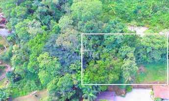 Imagem 6: ![CDATA[Terreno de alto padrão]]