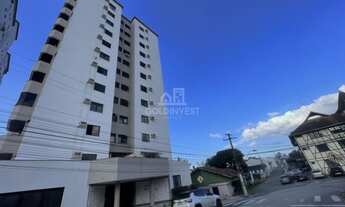 Imagem 2: ![CDATA[Apartamento no Centro de Brusque, Residencial Dona Ilca.]]