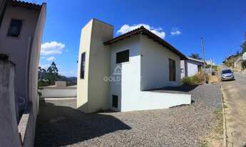 Imagem 4: ![CDATA[Casa semi mobiliada com 1 suíte e 2 quartos no bairro Cedro Alto]]