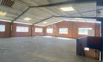 Imagem 2: Amplo Galpão para aluguel na Guabiruba + estacionamento!