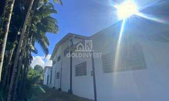 Imagem 4: Amplo Galpão para aluguel na Guabiruba + estacionamento!