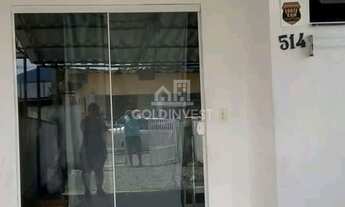 Imagem 3: ![CDATA[Casa com dois dormitórios um com sacada ,living para dois ambientes ,dois banheir