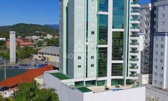 CDATA[Residencial Green Park com 3 suítes no Centro de Brusque!! Oportunidade única par
Centro, Brusque - SC
O imóvel "![cdata[residencial green park com 3 suítes no centro de brusque!! oportunidade única par" possui 3 dormitórios, 3 suítes, 2 vagas na garagem, venda por R$1.150.000, condomínio por R$600, 160m² de área, imóvel mobiliado, piscina e está localizado em Centro, Brusque.
Apartamento à venda
Atualizado há mais de 1 mês
PREÇO R$ 1.150.000
CONDOMÍNIO R$ 600
Inclai Imóveis
Ver anúnciosConversar com o anunciante
Tem interesse?
Envie uma mensagem ao anunciante.
![Imagem 1: ![CDATA[Residencial Green Park com 3 suítes no Centro de Brusque!! Oportunidade única par