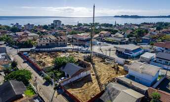 Imagem 3: ![CDATA[Bersi Home Club Lançamento 2 quartos (1 suíte) quadra mar em Penha direto constru