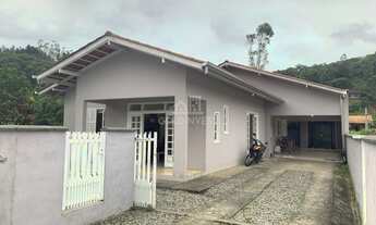 Imagem: Casa com 4 quartos no Centro de Guabiruba