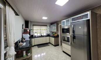 Imagem 6: ![CDATA[Casa com 3 quartos a venda na Limeira]]