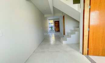 Imagem 6: ![CDATA[Sobrado com passagem lateral com espaço para área de festa em Águas Claras]]