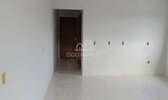 Imagem 6: ![CDATA[Casa baixa com 2 quartos com passagem lateral no bairro Lageado Baixo *Entrada Pa