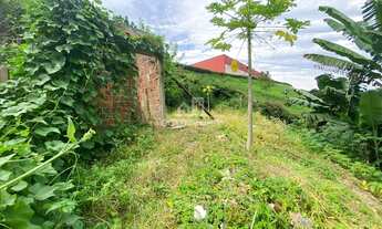 Imagem: ! CDATA Terreno no bairro Planalto próximo