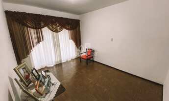 Imagem 7: ![CDATA[Casa com 3 dormitórios, área de festas e amplo terreno no bairro Gávea em Rodeio