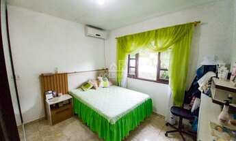 Imagem 6: ![CDATA[Casa solta com 3 quartos no bairro Guabiruba Sul próximo ao Centro de Guabiruba]