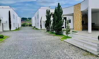 Imagem 3: ![CDATA[Oportunidade de casa com 2 dormitórios + 2 demi suíte em condomínio no Limoeiro