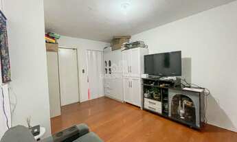 Imagem 1: ![CDATA[Apartamento no Centro com 1 quarto oportunidade para Investidor]]