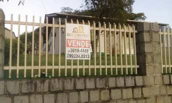 Imagem 3: ![CDATA[Casa Solta com 3 Quartos (1 Suíte) 8 minutos do centro da cidade de Brusque]]