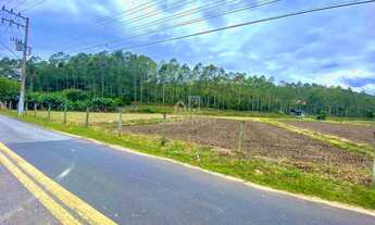 Imagem: ! CDATA Terreno em área Rural com aproximadamente