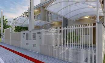 Imagem 2: ![CDATA[Casa no bairro Águas Claras com 2 quartos e bom espaço nos fundos!]]