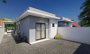 Imagem: ! CDATA Casa com 3 quartos (1 suíte) com