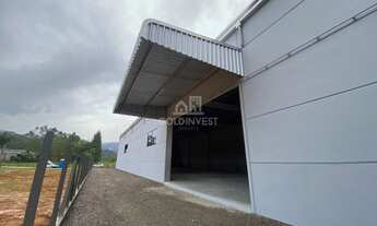 Imagem 5: ![CDATA[Amplo galpão de 1.350m² no bairro São Pedro!!!]]