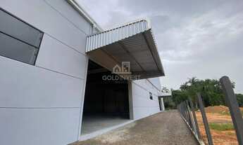 Imagem 4: ![CDATA[Amplo galpão de 1.350m² no bairro São Pedro!!!]]