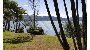 Imagem 4: ![CDATA[COD. 012 - CHÁCARA  VENDA]]