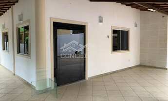 Imagem 4: ![CDATA[Linda Casa 4 quarto sendo todos suítes, com armários de ótima qualidade]]