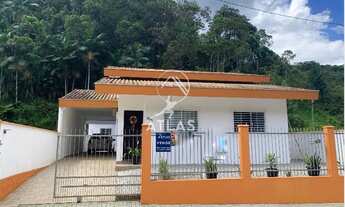 Imagem: ! CDATA CASA SEMI MOBILIADA NA SÃO PEDRO