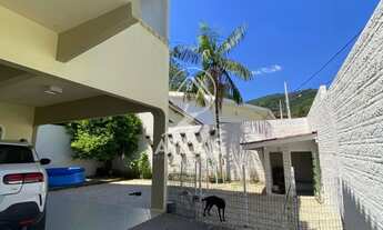 Imagem 5: ![CDATA[EXCLUSIVIDADE - BELISSIMA CASA MOBILIADA NO BAIRRO SANTA LUZIA]]