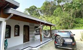 Imagem: ! CDATA LINDA CASA COM AMPLO JARDIM