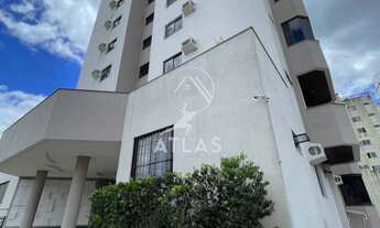 Imagem 2: ![CDATA[APARTAMENTO NO CENTRO DE 1 SUÍTE + 2 DORMITÓRIOS ]]