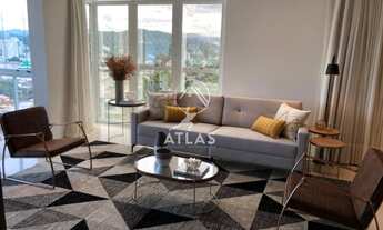 Imagem 2: ![CDATA[APARTAMENTO COM 4 SUÍTES, MOBILIADO - CENTRO II]]