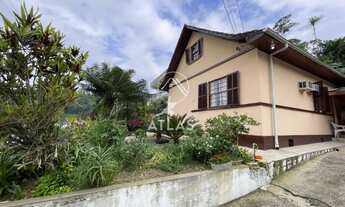 Imagem: ! CDATA CASA COM 2 DORMITÓRIOS PRÓXIMO