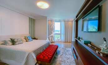 Imagem 4: ![CDATA[APARTAMENTO FINAMENTE MOBILIADO]]