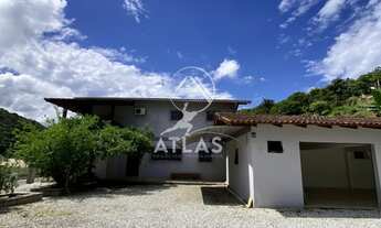 Imagem 3: ![CDATA[CASA NO CENTRO 2 ]]