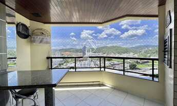 Imagem 6: ![CDATA[LINDO APARTAMENTO COM 1 SUÍTE + 2 DORMITÓRIOS NO CENTRO DE BRUSQUE]]