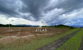 Imagem 6: ![CDATA[TERRENO NO CONDOMÍNIO RESERVA CLUB]]