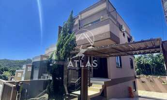 Imagem: ! CDATA LINDA CASA COM AMPLA AREA DE FESTA