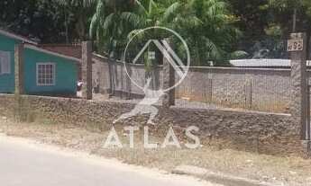 Imagem 4: ![CDATA[AMPLO TERRENO COM CASA CONSTRUÍDA ]]