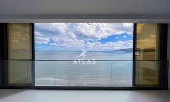 Imagem 2: ![CDATA[FRENTE MAR 3 SUÍTES PEREQUÊ ]]