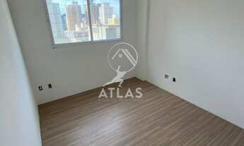 Imagem 7: ![CDATA[APARTAMENTO COM SACADA ESTENDIDA | 1 SUÍTE + 2 DORMITÓRIOS