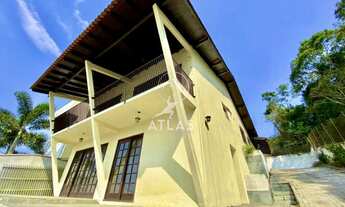 Imagem: ! CDATA CASA NA BATEAS