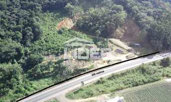 Imagem: Terreno as margens da BR-470 com 207 metros