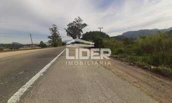 Imagem: Terreno as Margens da Rodovia BR 470 com